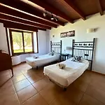 Moraditas, Con Piscina Privada Feriehus
